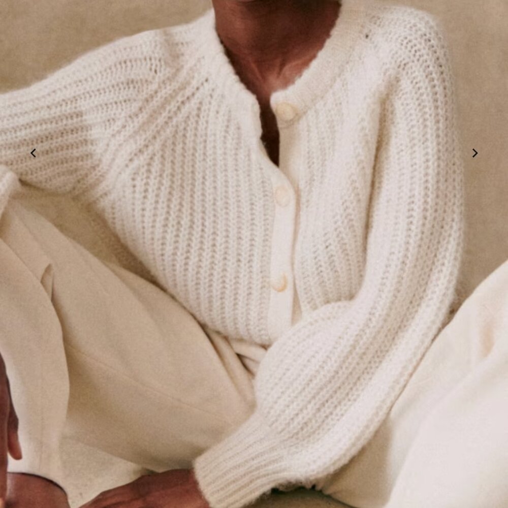 *Giveaway* 12/4 Team Posh Surprise Gifting Crew 2-4pm PT Sezane Emile Cardigan